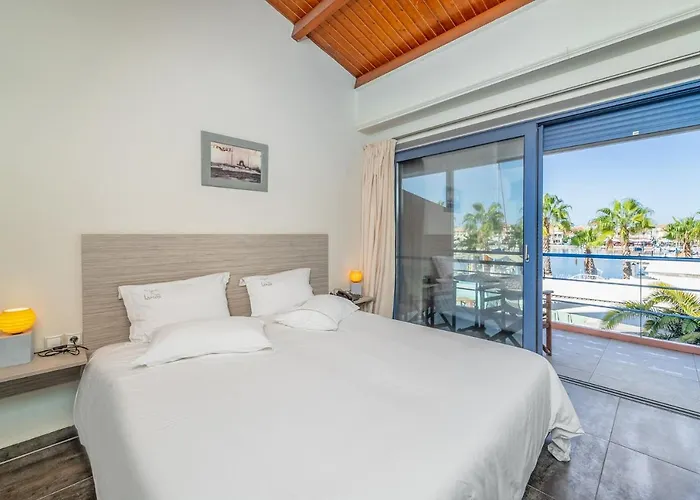 Ianos Hotel Lefkada City