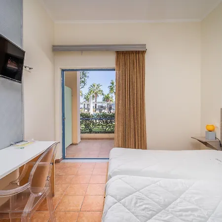 Hotel Ianos