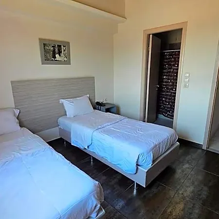 Ianos 3* Lefkada City