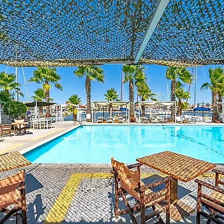 Hotel Ianos