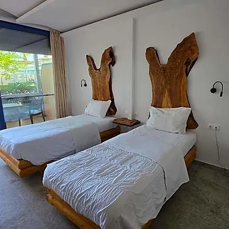 Ianos Hotel 3*
